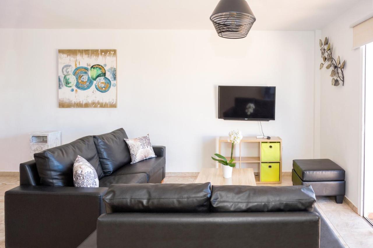 Sofia Apartment 700M Away From The Beach Paralimni Exterior photo